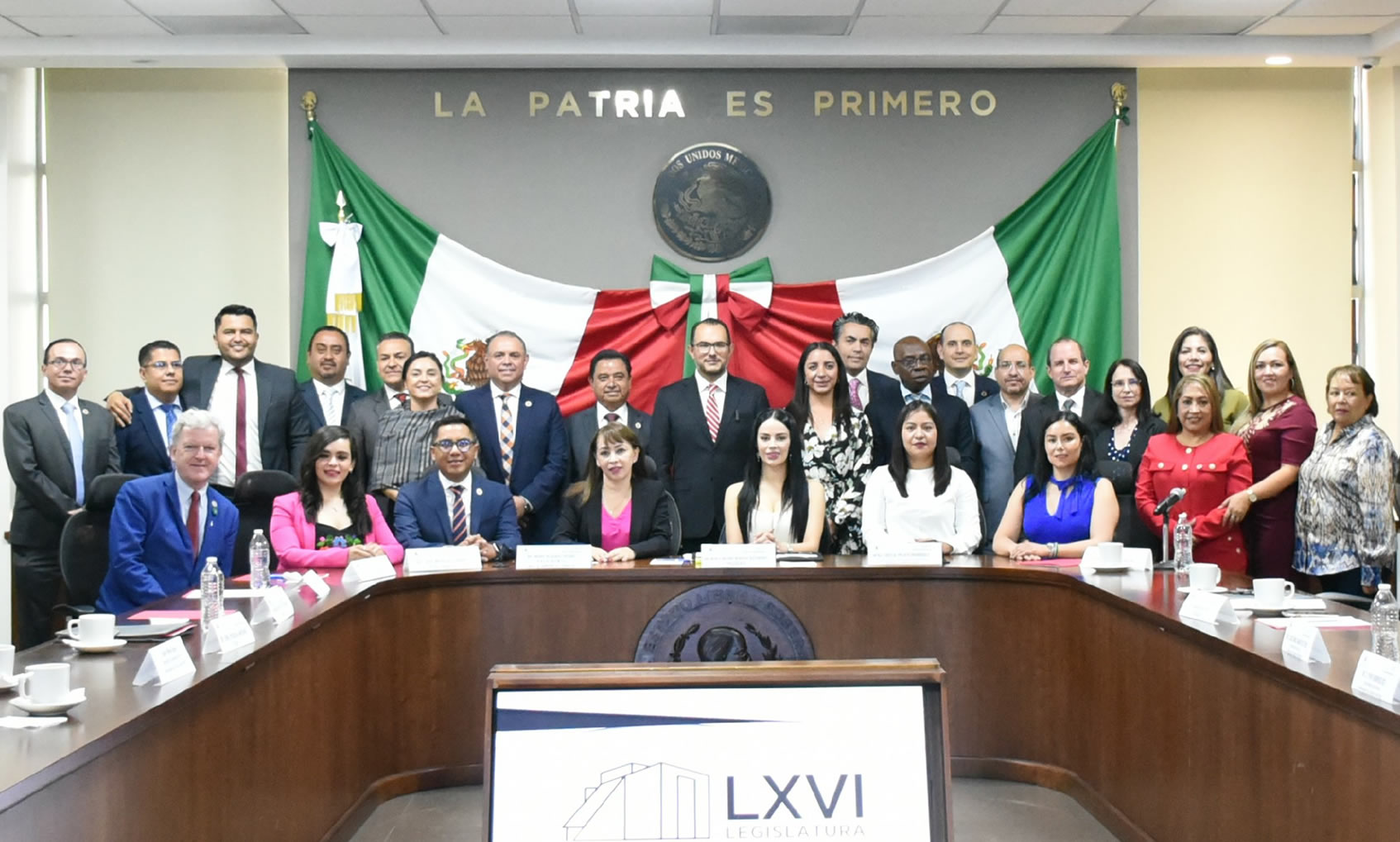 imagen que te permite ver a los Diputados en Sesión